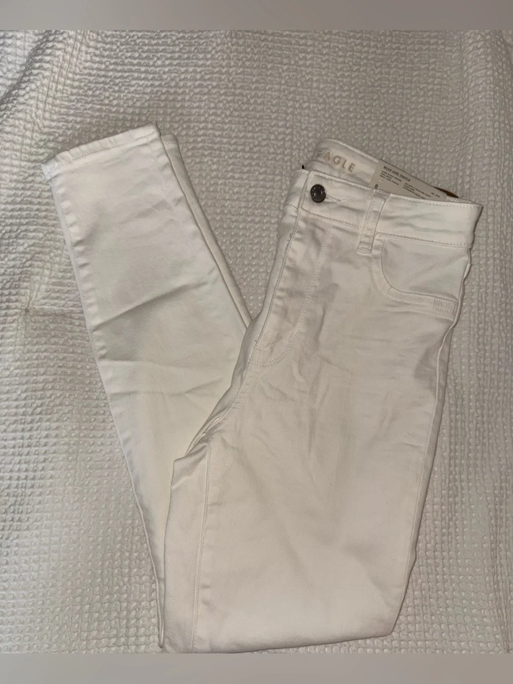 NWT! American Eagle Outfitters Super Hi Rise White Women’s Jeggings Size 8 Short